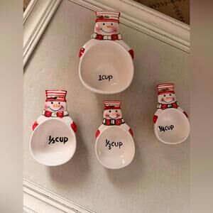 Vintage Christmas Snowman Ceramic painted measuring cups - Set of 4